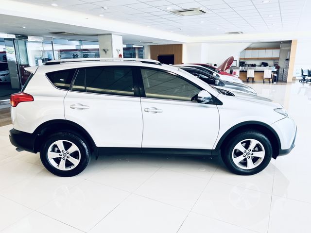 RAV4 2.5 4WD  第4張相片