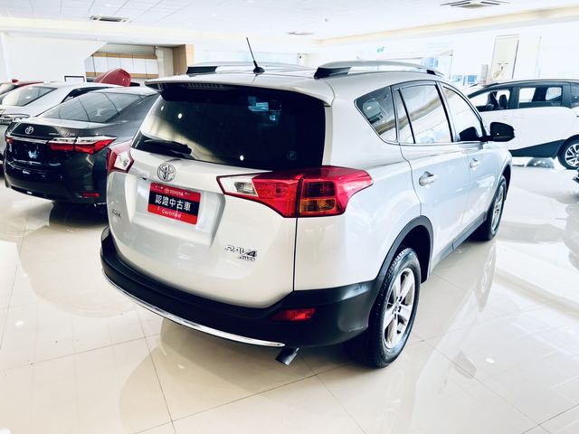 RAV4 2.5 4WD  第5張相片