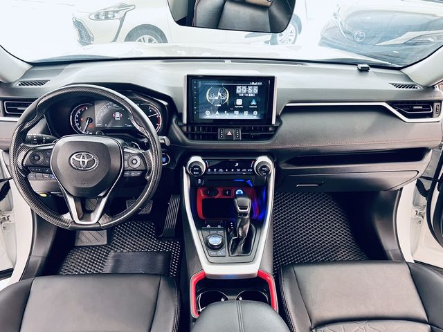 RAV4 2.0  第7張相片