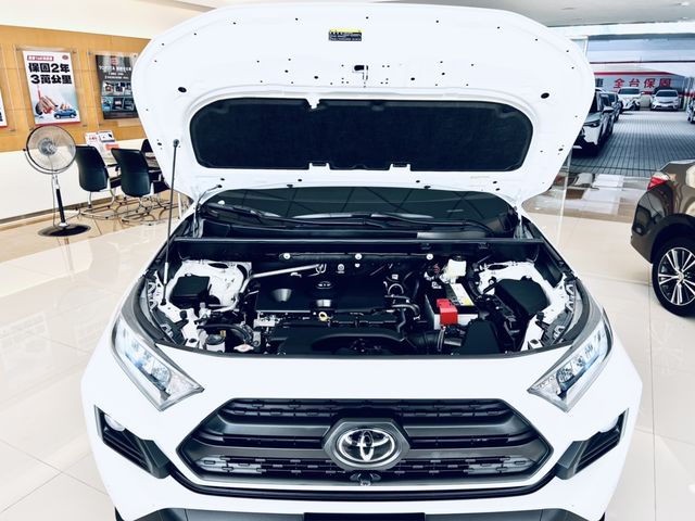 RAV4 2.0  第10張相片