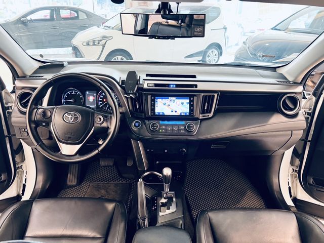RAV4 2.0  第7張相片