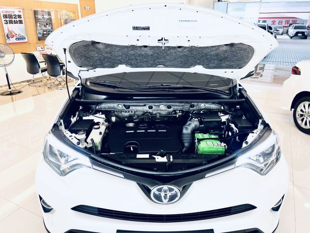 RAV4 2.0  第10張相片
