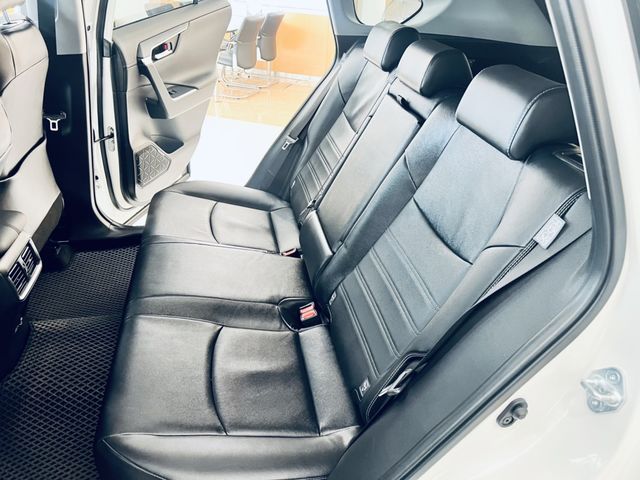 RAV4 2.0  第9張相片