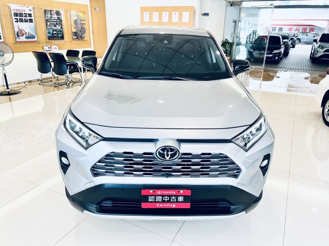 RAV4 2.0  第2張相片