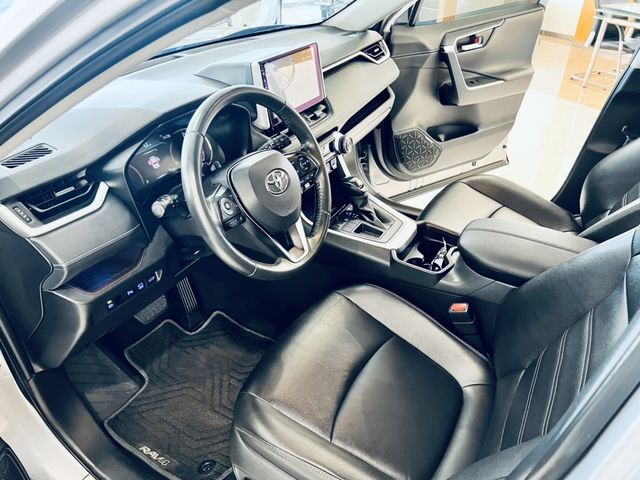 RAV4 2.0  第8張相片