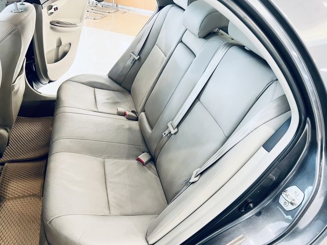 ALTIS 1.8  第9張相片
