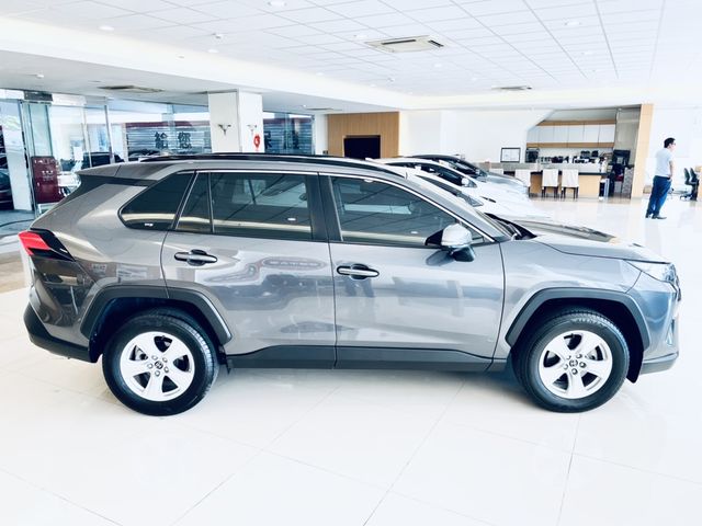 RAV4 2.0  第4張相片