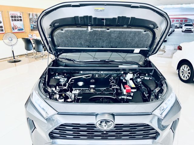 RAV4 2.0  第10張相片