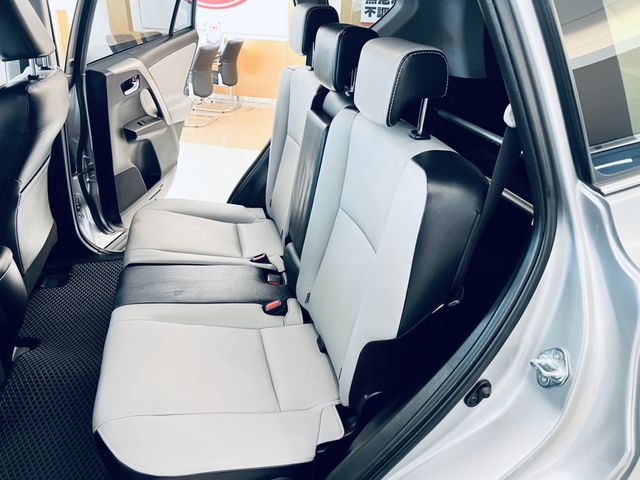 RAV4 2.0  第9張相片