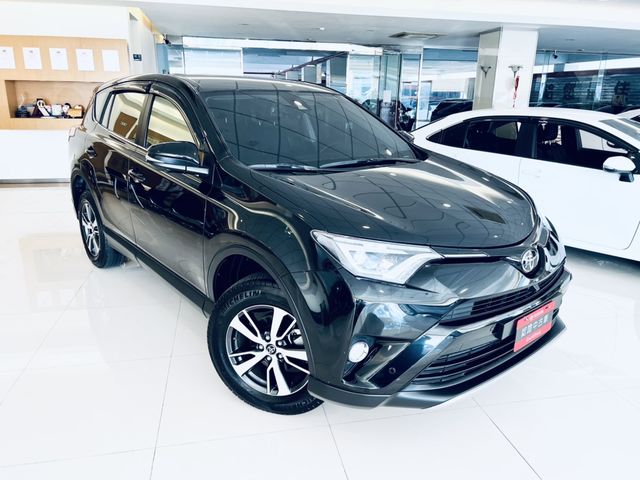 RAV4 2.0  第3張相片