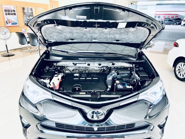 RAV4 2.0  第10張相片