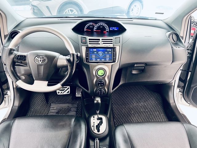 YARIS 1.5  第7張相片