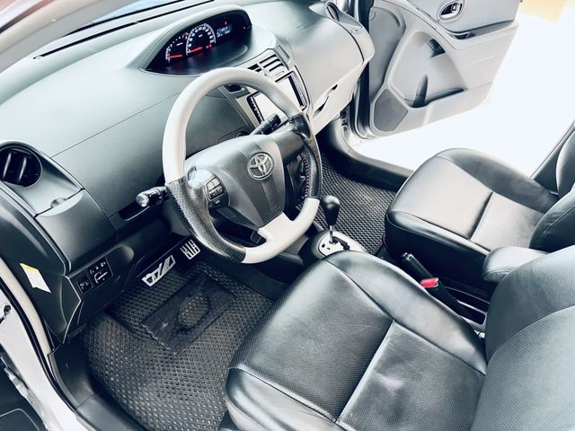 YARIS 1.5  第8張相片