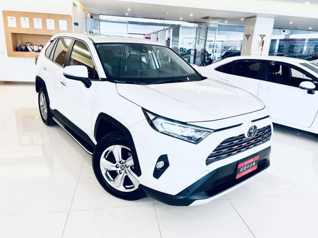 RAV4 2.0  第3張相片