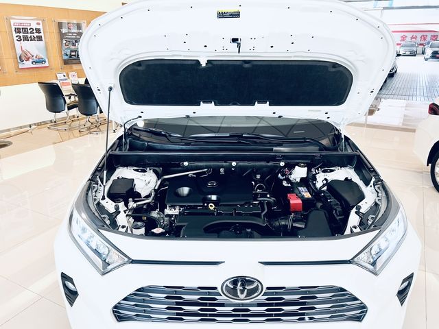 RAV4 2.0  第10張相片