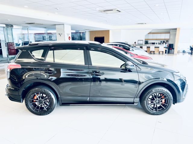 RAV4 2.5  第4張相片