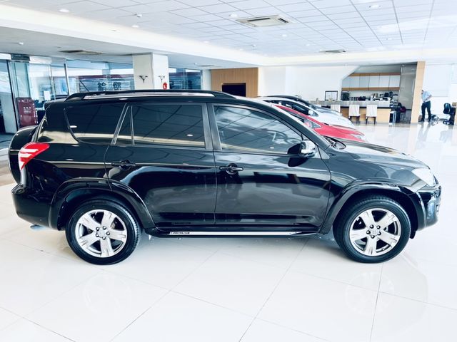 RAV4 2.4 4WD  第4張相片