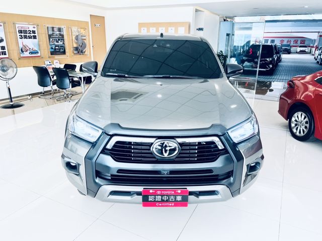 HILUX 2.8  第2張相片