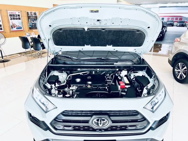 RAV4 2.0  第10張相片