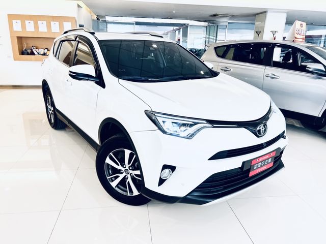 RAV4 2.0  第3張相片