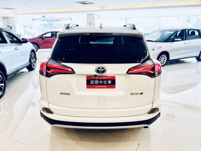 RAV4 2.0  第6張相片