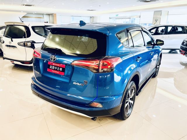 RAV4 2.0  第5張相片