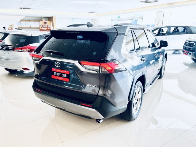 RAV4 2.0  第5張相片