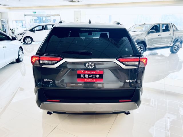 RAV4 2.0  第6張相片