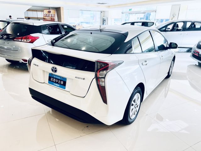 PRIUS 1.8  第5張相片