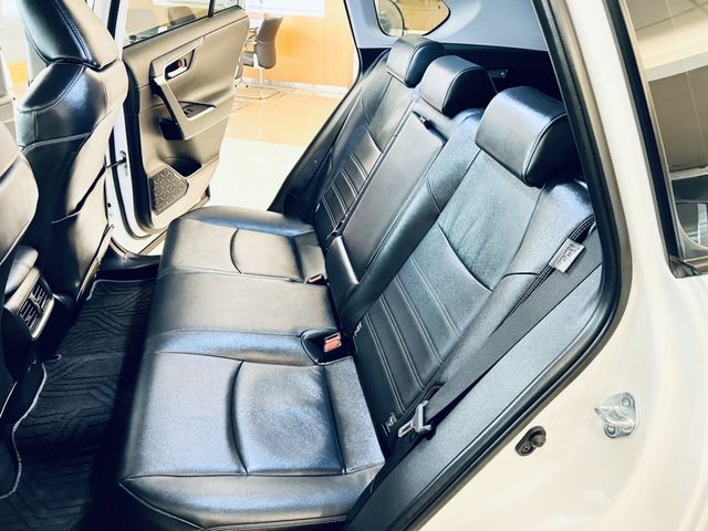 RAV4 2.0  第9張相片