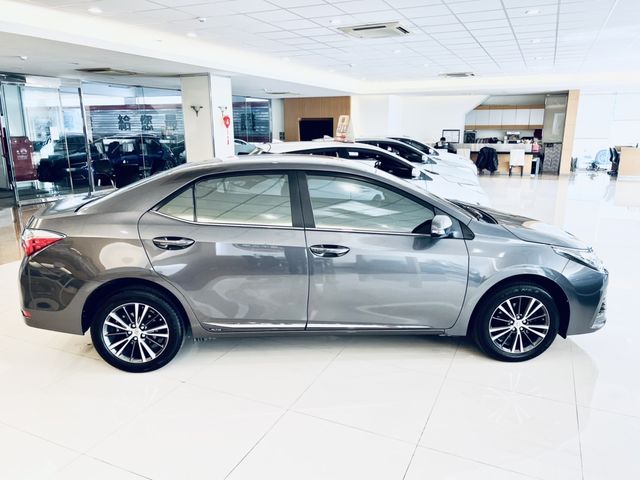 ALTIS 1.8  第4張相片