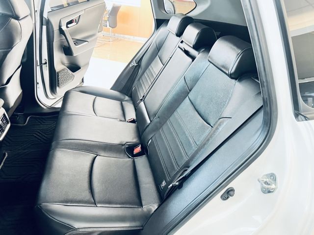 RAV4 2.0  第9張相片