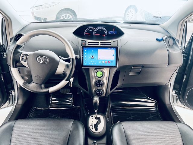 YARIS 1.5  第7張相片
