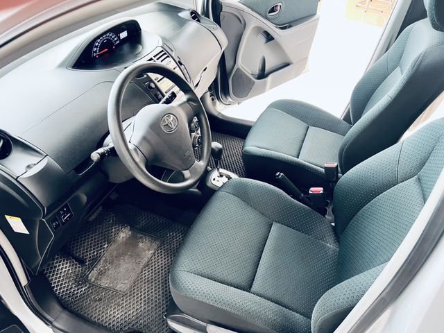 YARIS 1.5  第8張相片