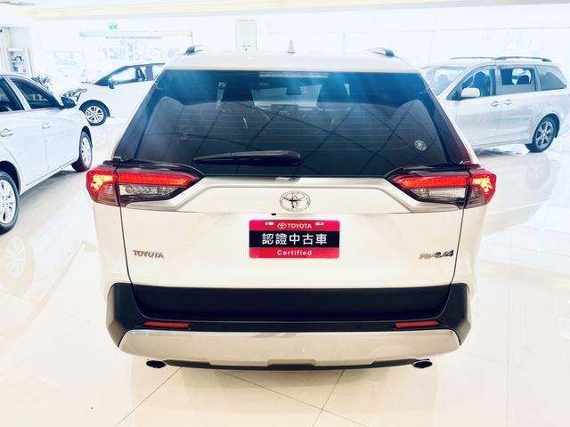 RAV4 2.0  第6張相片