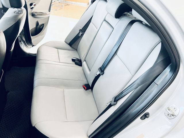 ALTIS 1.8  第9張相片