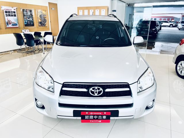 RAV4 2.4 2WD  第2張相片