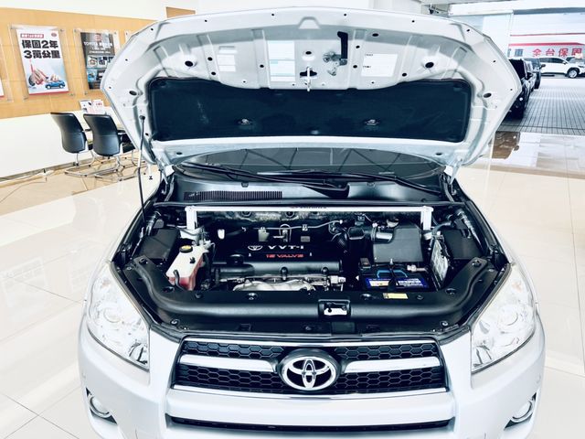 RAV4 2.4 2WD  第10張相片