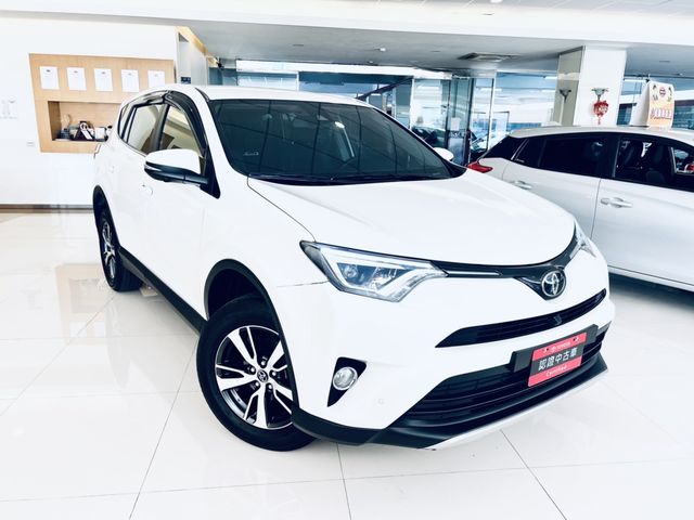 RAV4 2.0  第3張相片