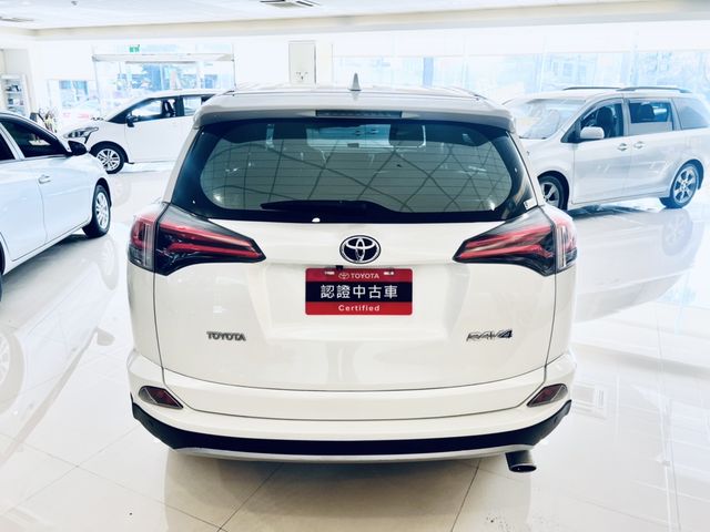 RAV4 2.0  第6張相片