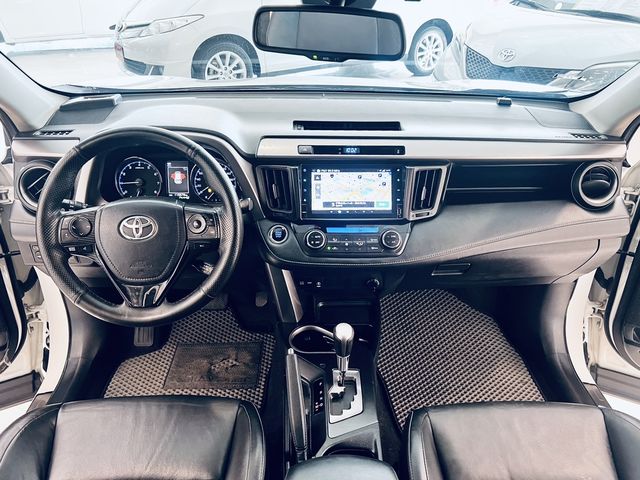 RAV4 2.0  第7張相片