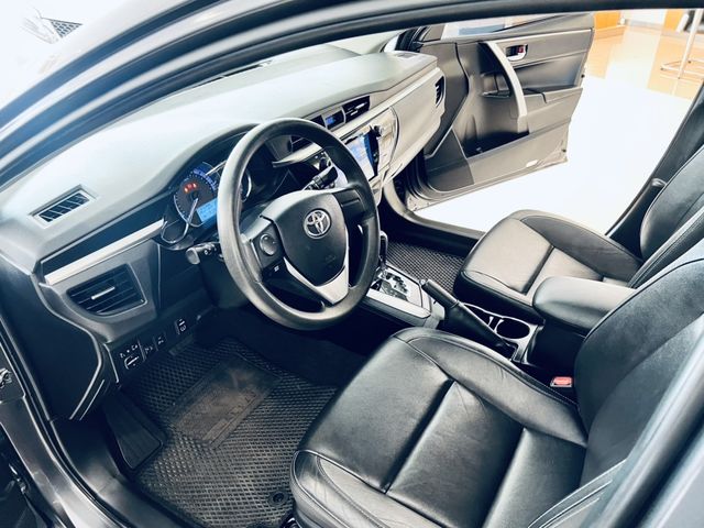 ALTIS 1.8  第8張相片