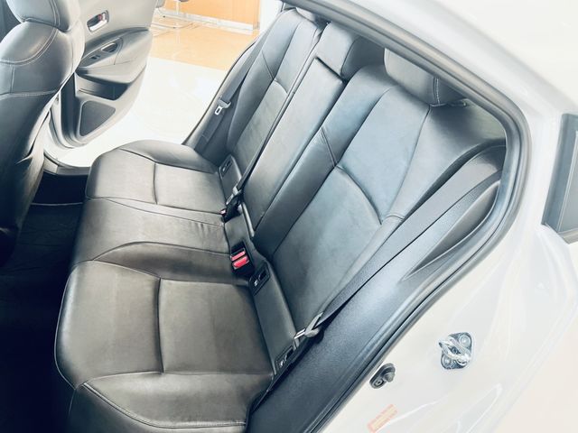 ALTIS 1.8  第9張相片