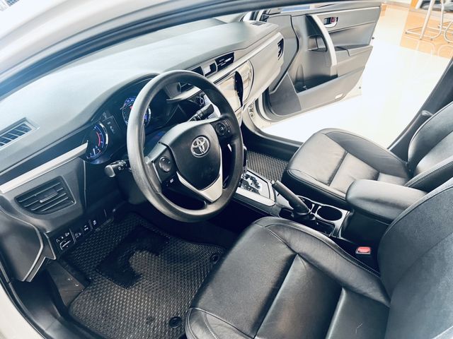 ALTIS 1.8  第8張相片
