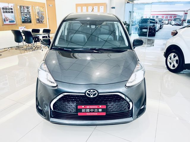 SIENTA 1.8  第2張相片