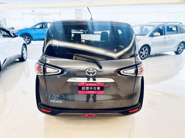 SIENTA 1.8  第6張相片