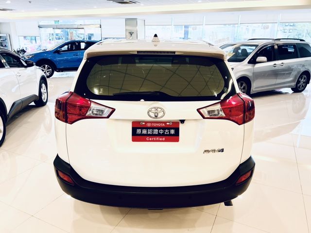 RAV4 2.0  第6張相片