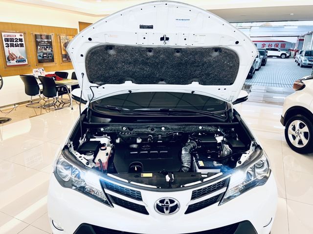 RAV4 2.0  第10張相片