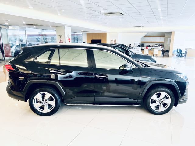 RAV4 2.0  第4張相片