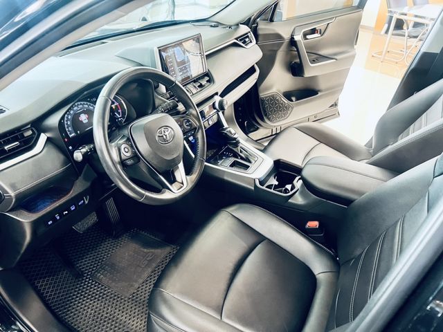 RAV4 2.0  第8張相片